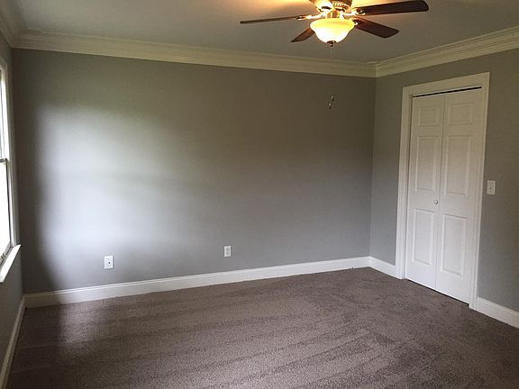 5th image of 692 Morris Dr