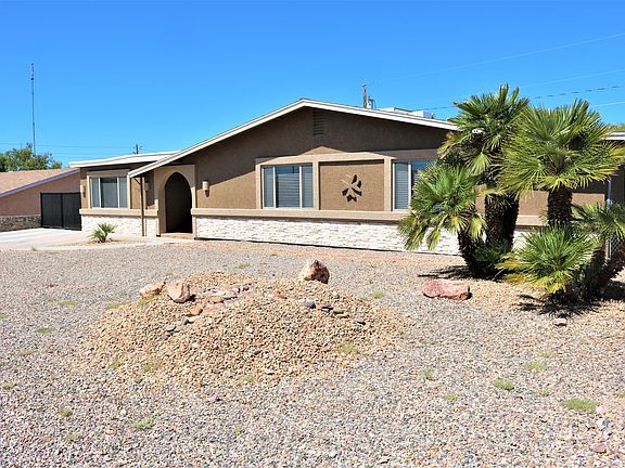 2nd image of 3569 Oro Grande Blvd