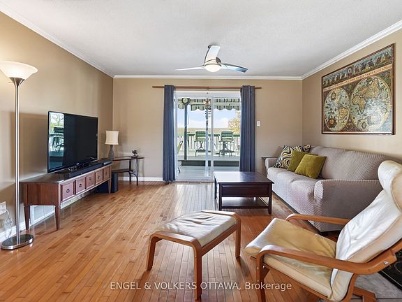 5th image of 3459 Principale St