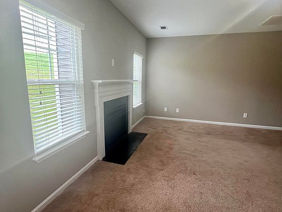 3rd image of 454 Lynnell Way