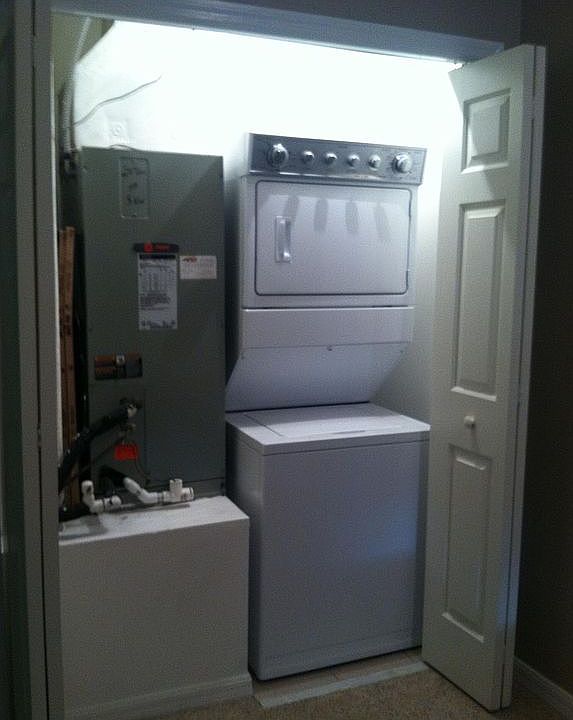 1st image of 2233 Golden Oak Ln