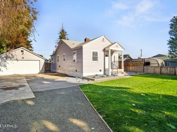 1215 S 6th Ave, Yakima, WA 98902
