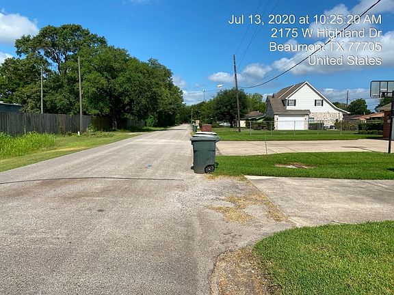4th image of 2240 W Highland Dr