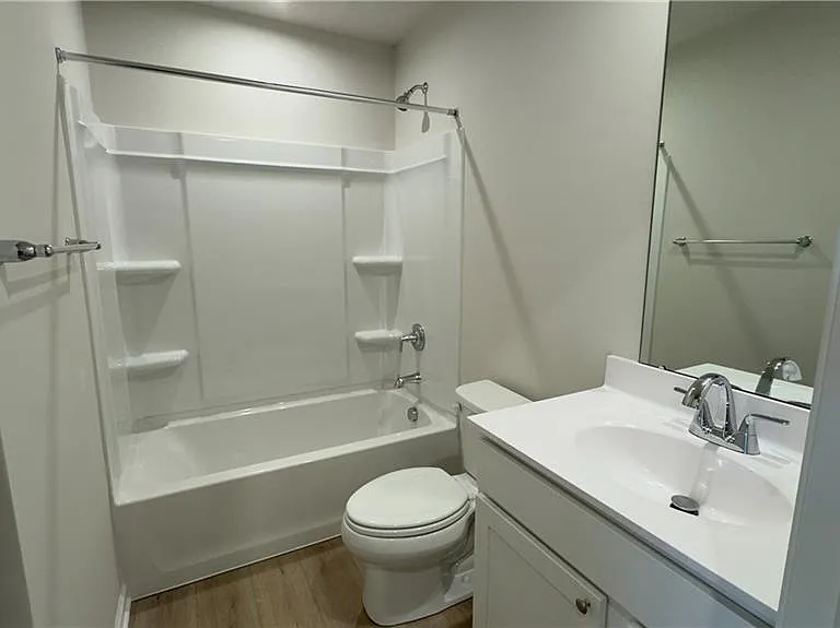 4034 Hemlock Ct — Photo 26
