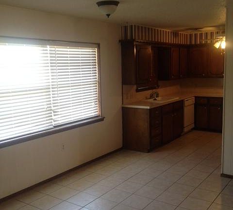 4th image of 5504 12th St