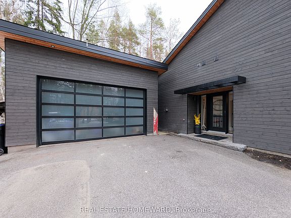 3rd image of 3763 Fairway Rd