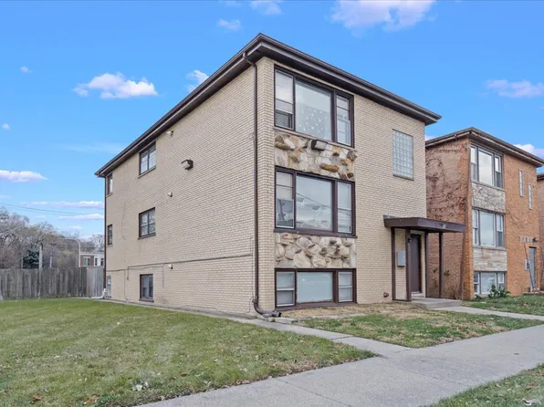15 W 137th Pl, Riverdale, IL 60827