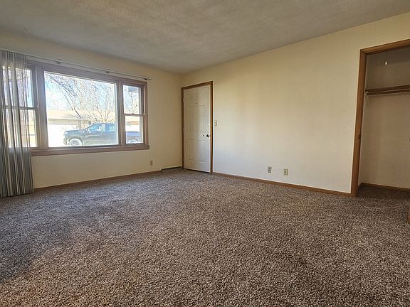 3rd image of 3654 Welu Dr #2