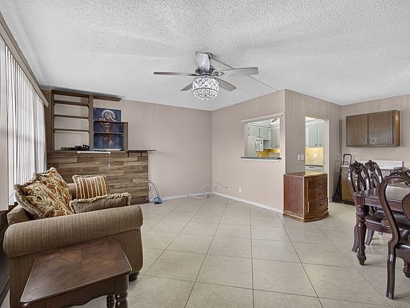 3rd image of 456 Southampton C
