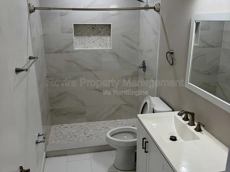 1501 Chevington Ct — Photo 14