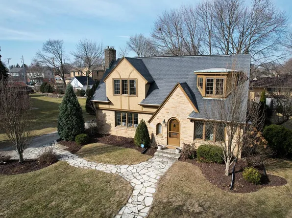 3020 Chatham STREET, Racine, WI 53402