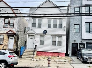 318 Danforth Ave APT 1R, Jersey City, NJ 07305