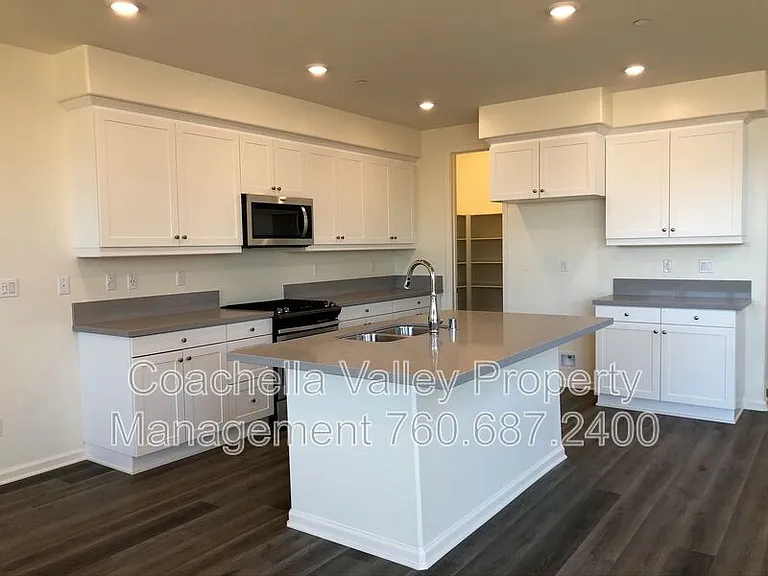84401 Passagio Lago Way — Photo 6