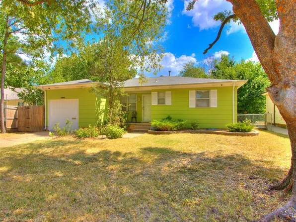 42 Shirley Ln, Edmond, OK 73003