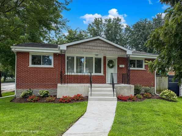 7101 W 114th Pl, Worth, IL 60482