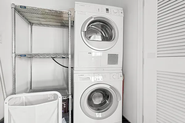 Laundry, photo 1