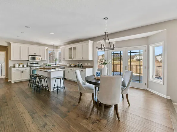15259 Wilds Pkwy NW, Prior Lake, MN 55372