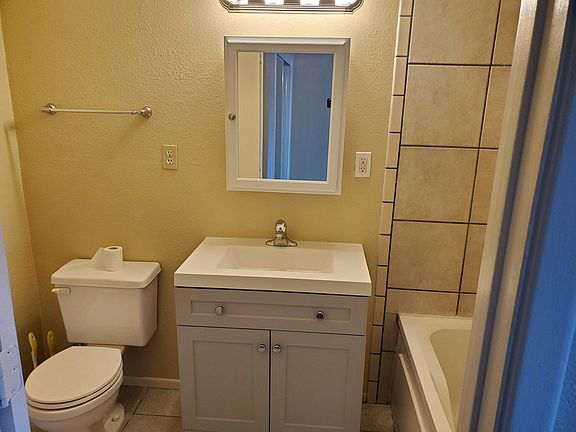 2nd image of 3542 E Bellevue St #2
