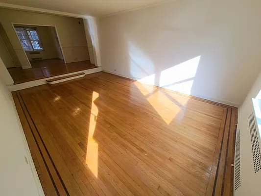 Rented by Metro Garden Realty NYC | media 23