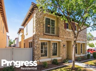 877 S Huish Dr, Gilbert, AZ 85296