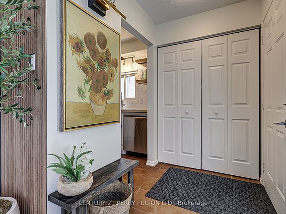 4th image of 132 Sundridge Cres