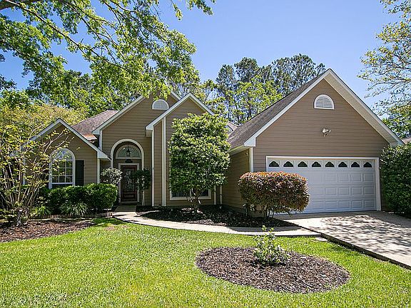 2nd image of 1920 Winwood Dr