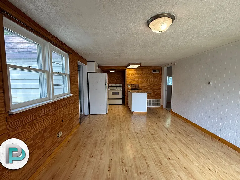 5288 Shore Dr — Photo 4