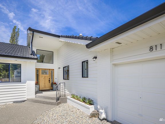 Highest grade self cleaning exterior paint>