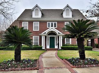 2718 Colony Park Dr, Sugar Land, TX 77479