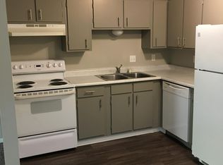 2035 Meadow Dr #M32, Longmont, CO 80501