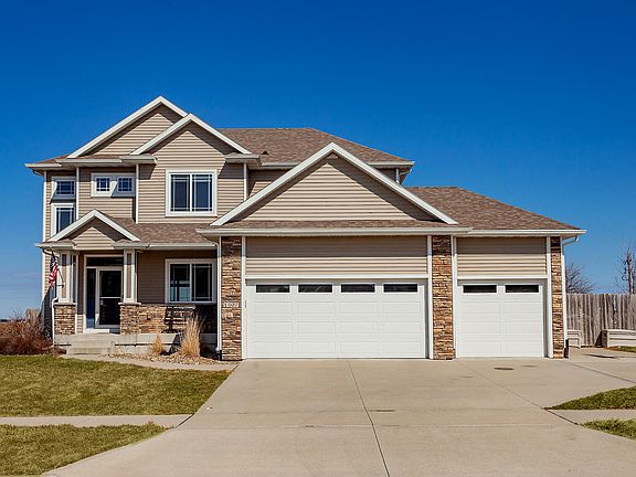 2nd image of 1407 Ledges Dr