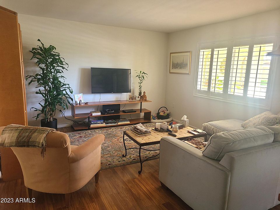 1st image of 9206 N 109TH Avenue