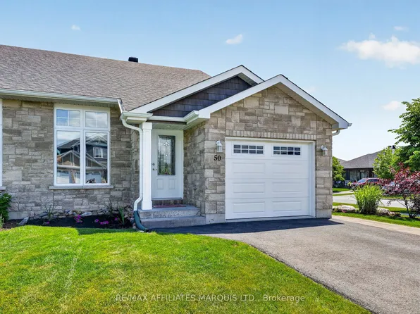 50 Cameron Cres, Cornwall, ON K6K 0B7