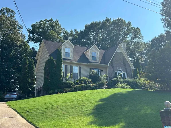 7513 Carrolwood Way, Trussville, AL 35173