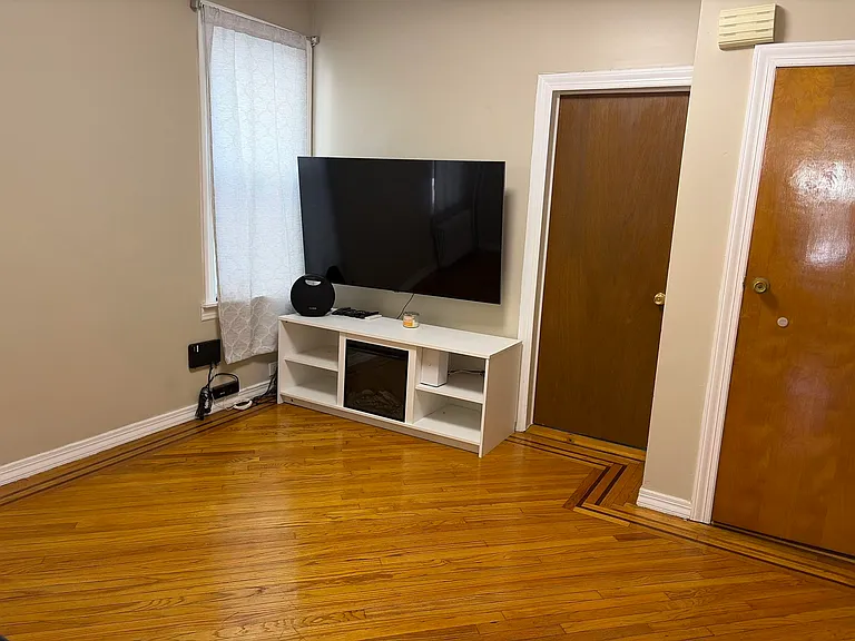360 Ege Ave #1 — Photo 11