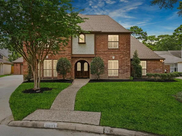 6711 Walton Heath Dr, Houston, TX 77069