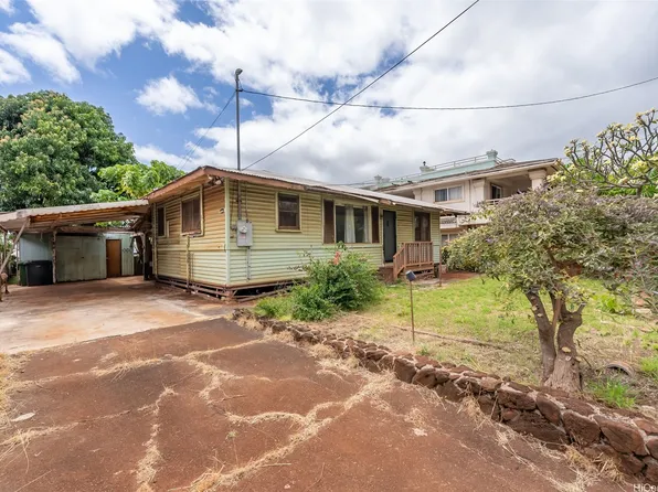 94-1155 Limahana St, Waipahu, HI 96797