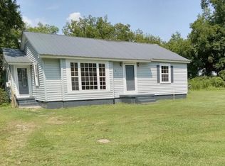 837 N 2nd St, Baldwyn, MS 38824
