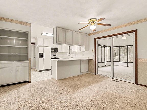5th image of 6528 Owen Dr