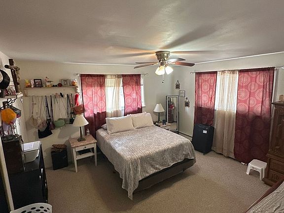 2nd image of 409 22nd St APT 2