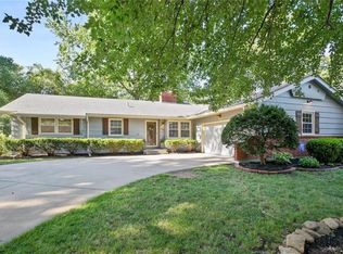 107 W 109th St, Kansas City, MO 64114