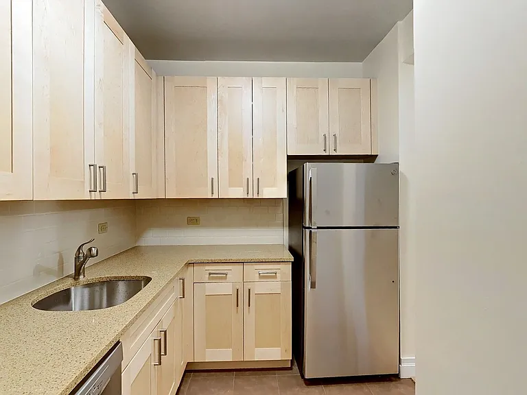 21 West St #16K — Photo 3