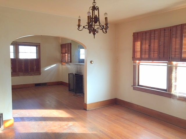 2nd image of 841 S 31st St