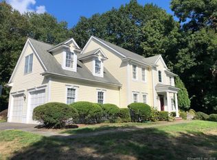 724 Stillwater Rd, Stamford, CT 06902