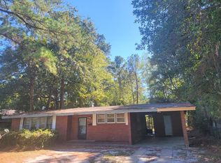 907 Ridgewood Dr, Valdosta, GA 31601