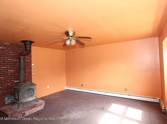 5th image of 713 Cedar St