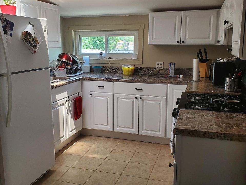 1st image of 3336 N Oriole Ave #2