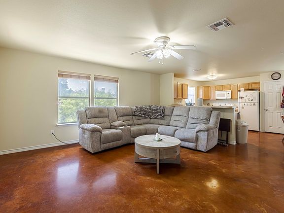 2nd image of 320 Patriot Dr