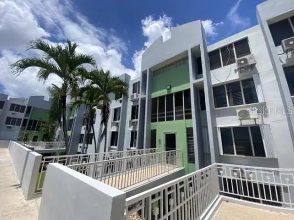 100 Granada Park #2-O, Guaynabo, PR 00969