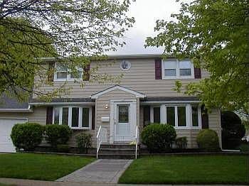 1st image of 2 Elise Ln